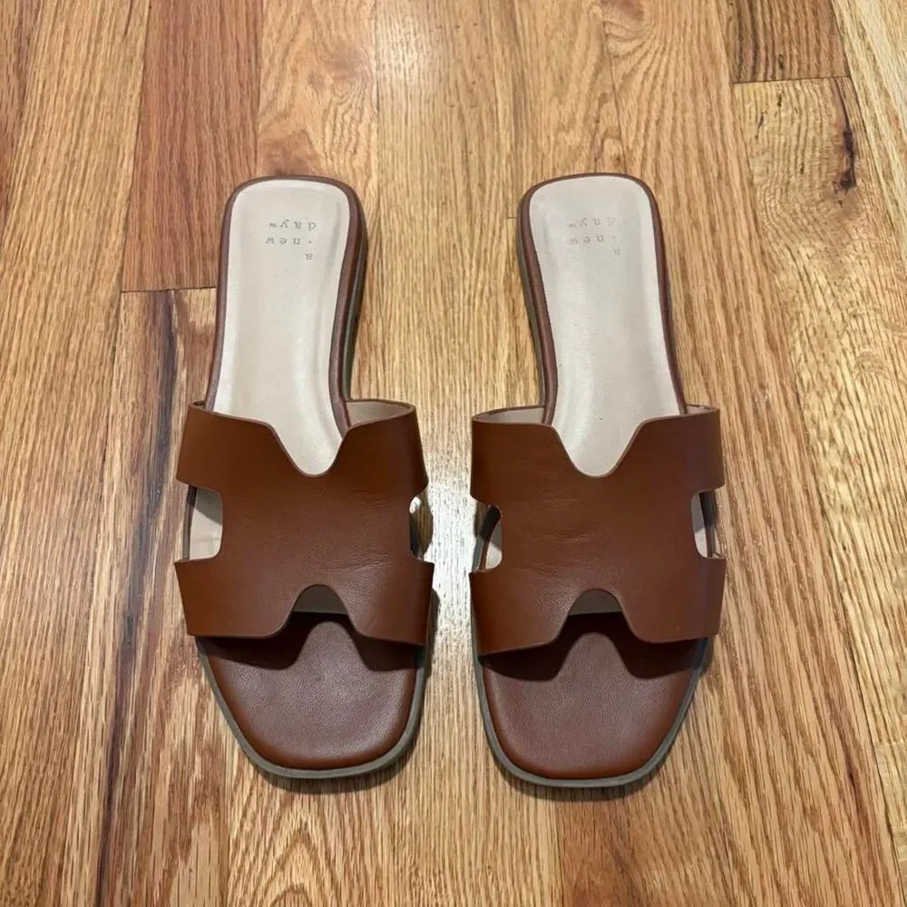 A-new-day Women's Brown Slides